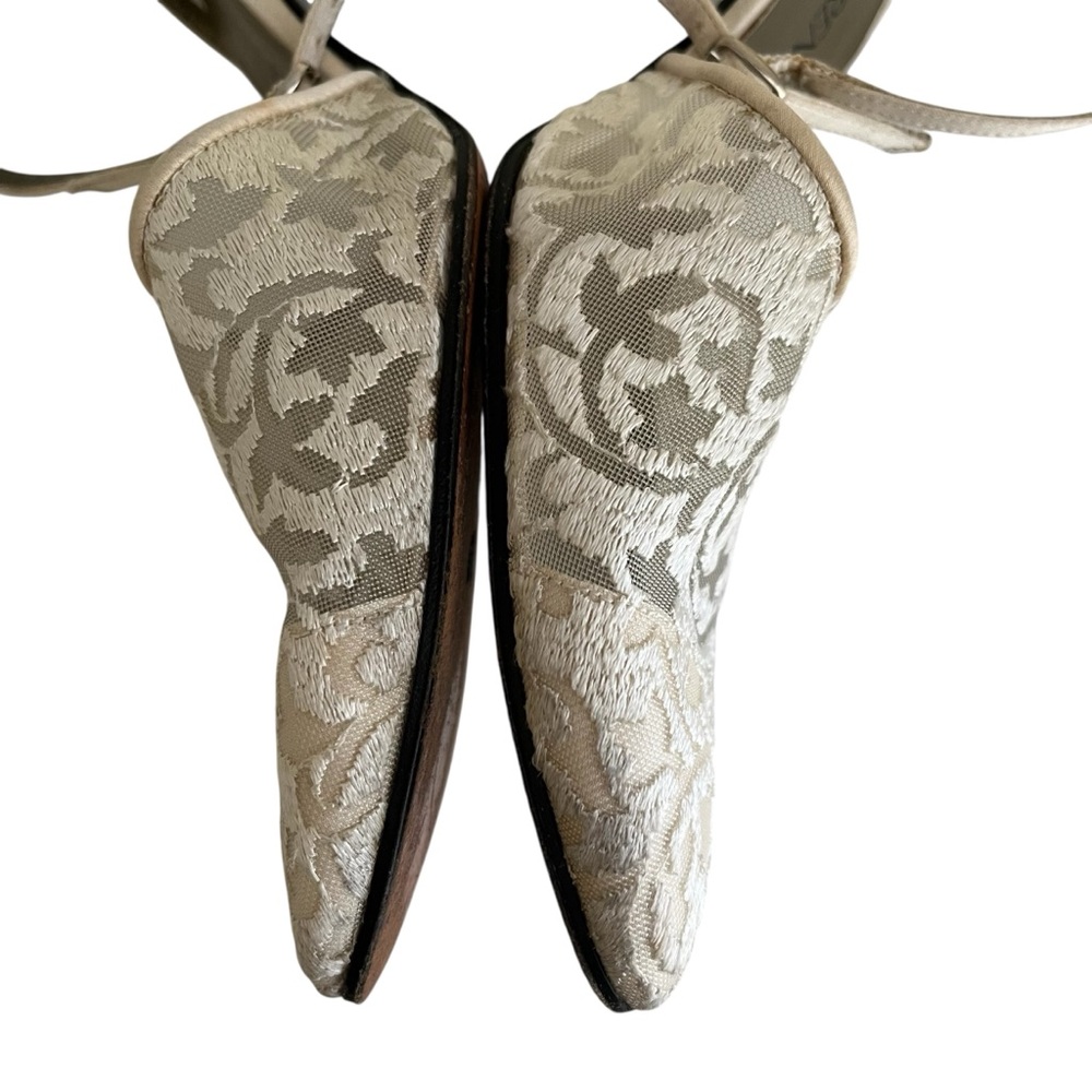 Yves Saint Laurent Beige Lace Ankle Strap Heels 7 - Picture 5 of 8